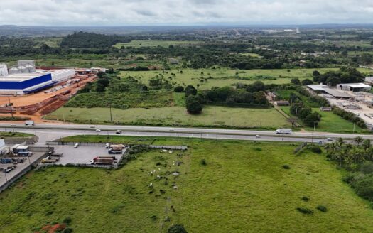 Área benéfica para indústria as margens da Br 324